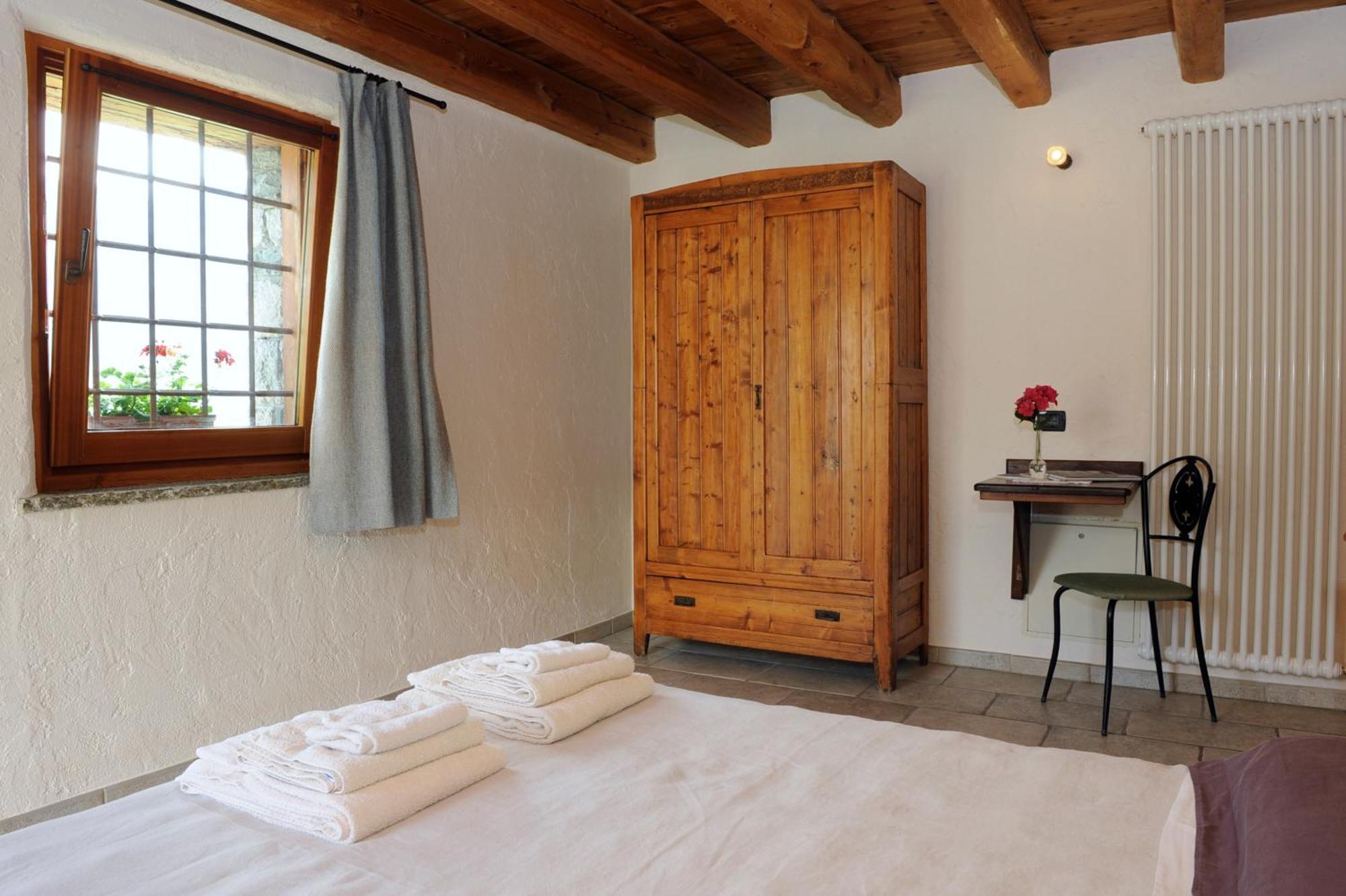 La Vrille - Chambres D'Hotes ヴェッライエス エクステリア 写真