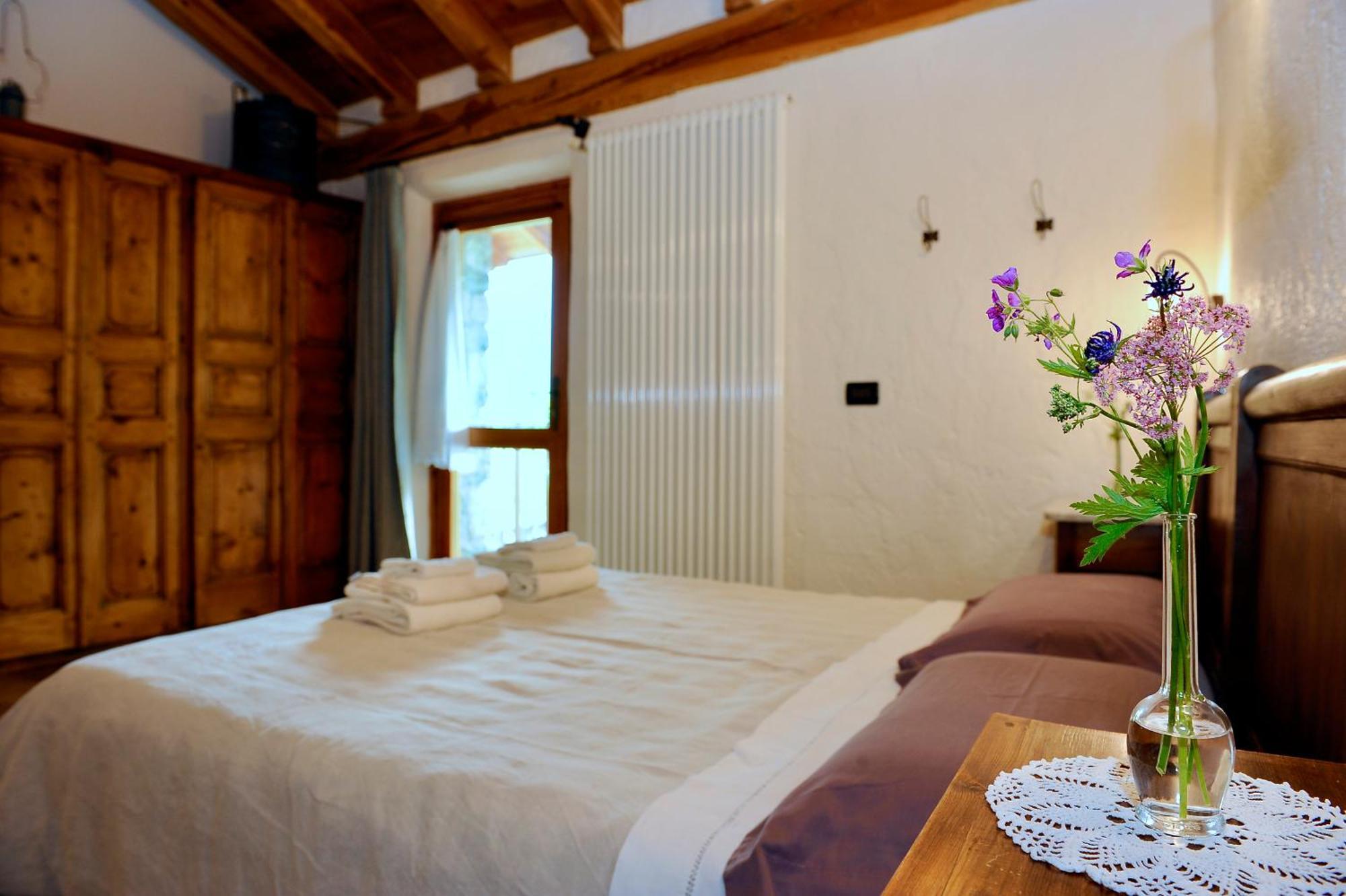 La Vrille - Chambres D'Hotes ヴェッライエス エクステリア 写真