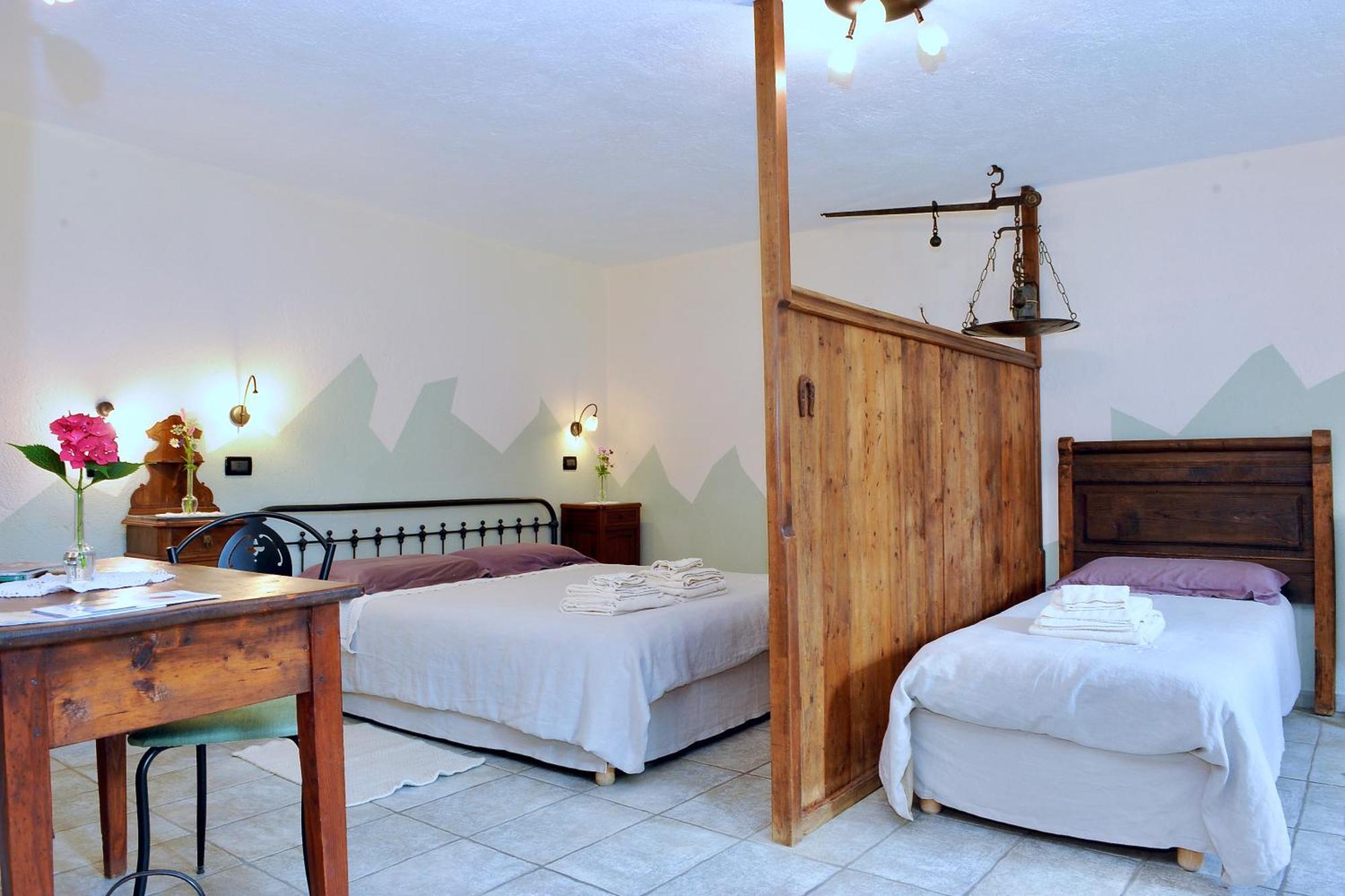 La Vrille - Chambres D'Hotes ヴェッライエス エクステリア 写真